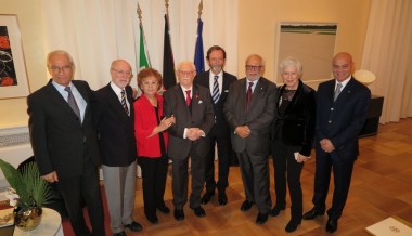 Servizio di TG2000 sul conferimento a Michele Montagano del titolo di Ufficiale della Repubblica Federale di Germania